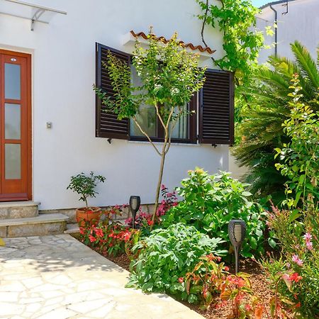 Apartman Mirjana 1 Mali Lošinj Exterior foto