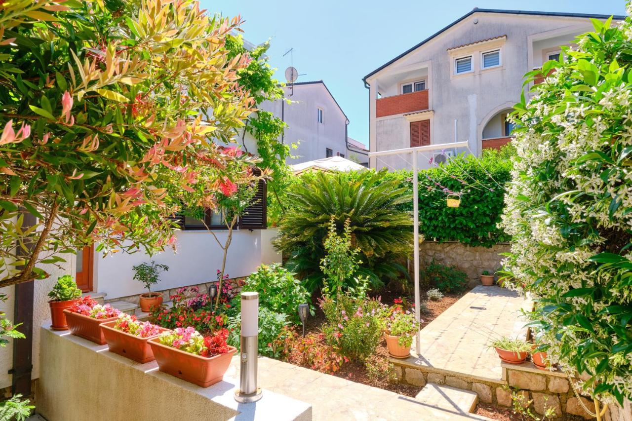 Apartman Mirjana 1 Mali Lošinj Exterior foto